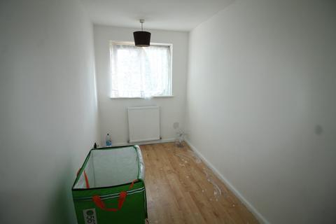 100 Star Lane, London, E16 4PR