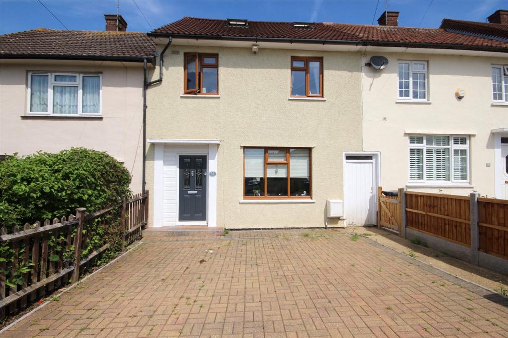 Crossfields, Loughton, IG10 3 bed terraced house £500,000