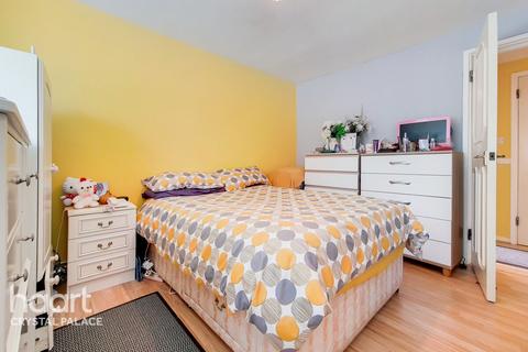 65 Highfield Hill, London, SE19 3PT
