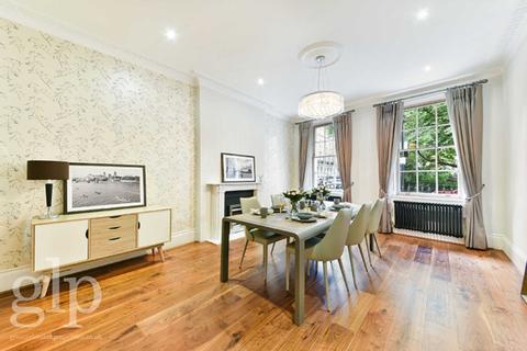42 Connaught Square, London, W2 2HL