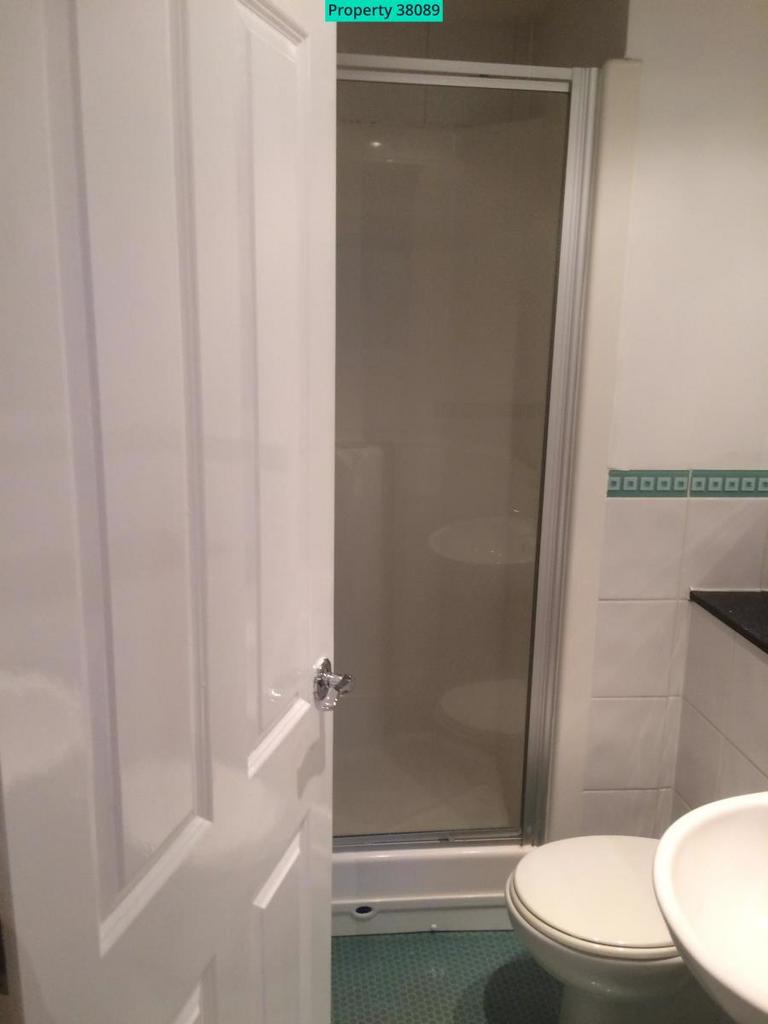 En-suite Bathroom