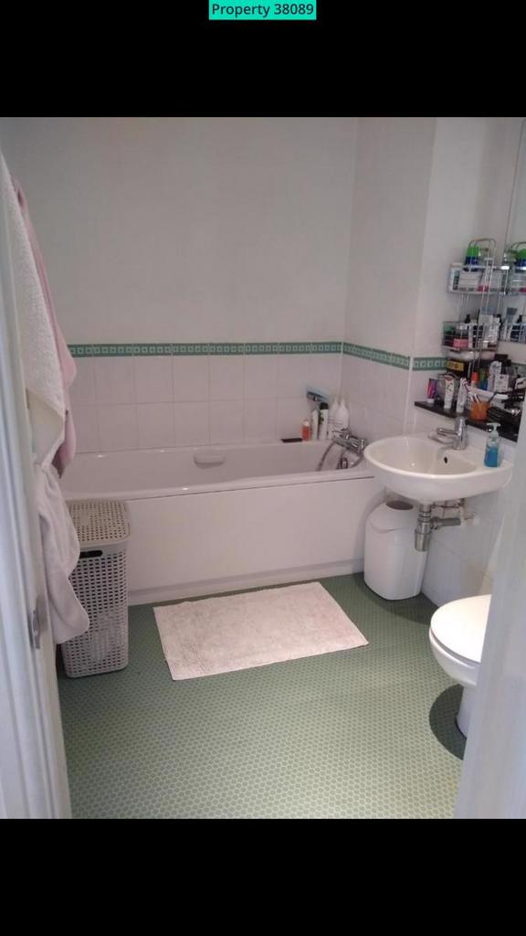 Main bathroom