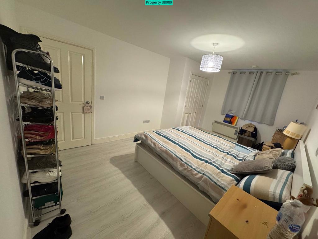 Ensuite Bedroom