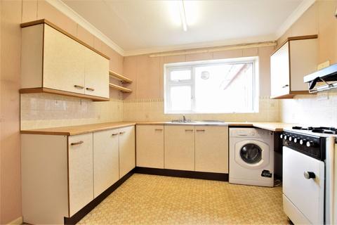 3 Chapman Road, Clacton-on-sea, CO15 6PT