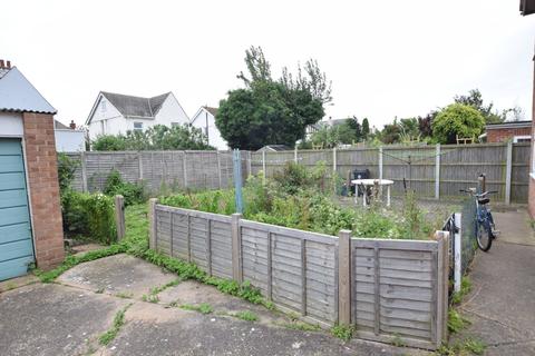 3 Chapman Road, Clacton-on-sea, CO15 6PT