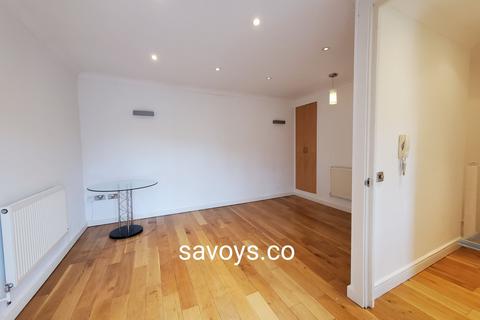 1 bedroom flat to rent, Lodge Place, Sutton