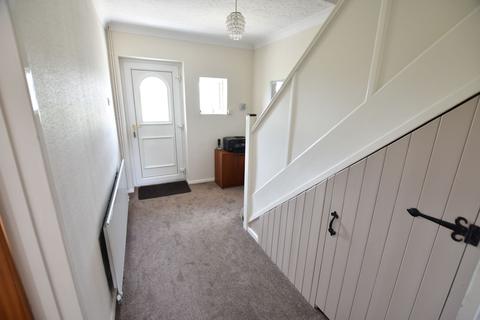 18 Bridlepath Way, Feltham, TW14 8AL