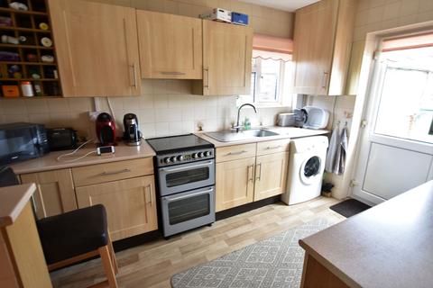 18 Bridlepath Way, Feltham, TW14 8AL