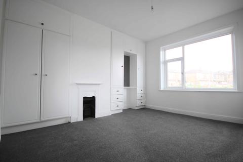 30 Crosshills Mount, Greetland, Halifax, HX4 8HS