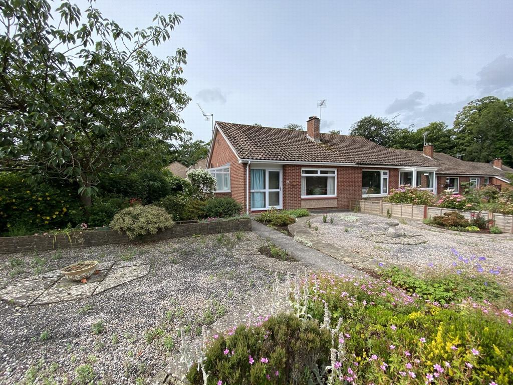 Kingsdown Crescent, Dawlish, EX7 2 bed bungalow £280,000