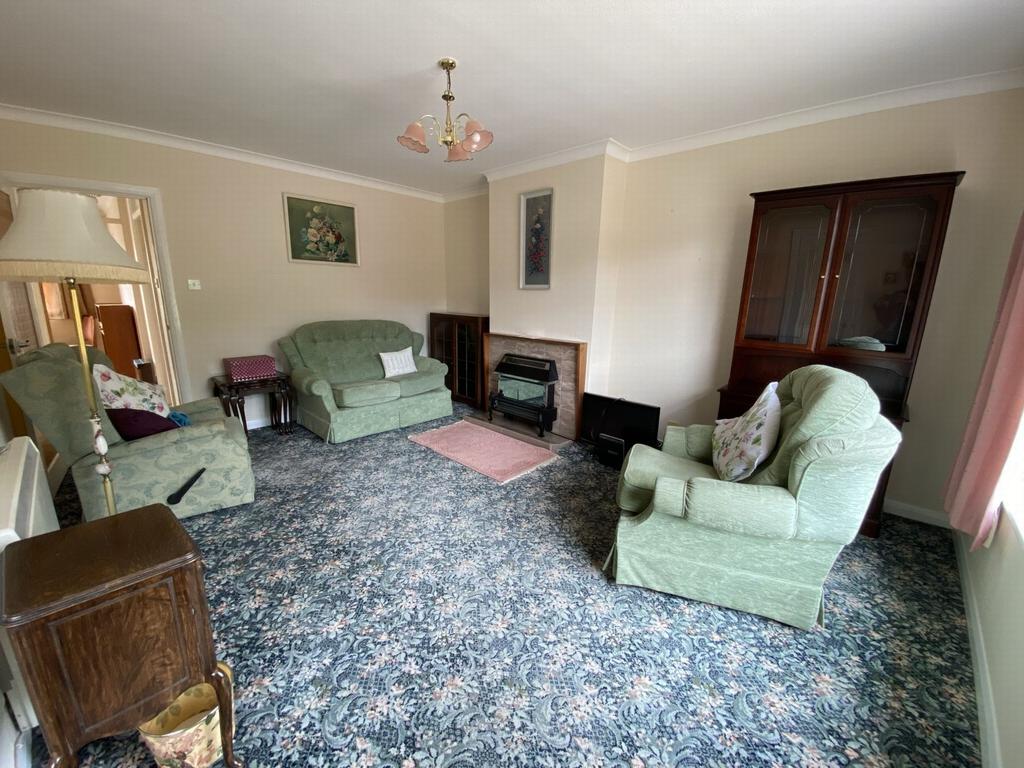 Kingsdown Crescent, Dawlish, EX7 2 bed bungalow £280,000