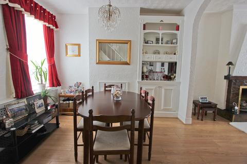 96 Godwin Road, London, E7 0LP