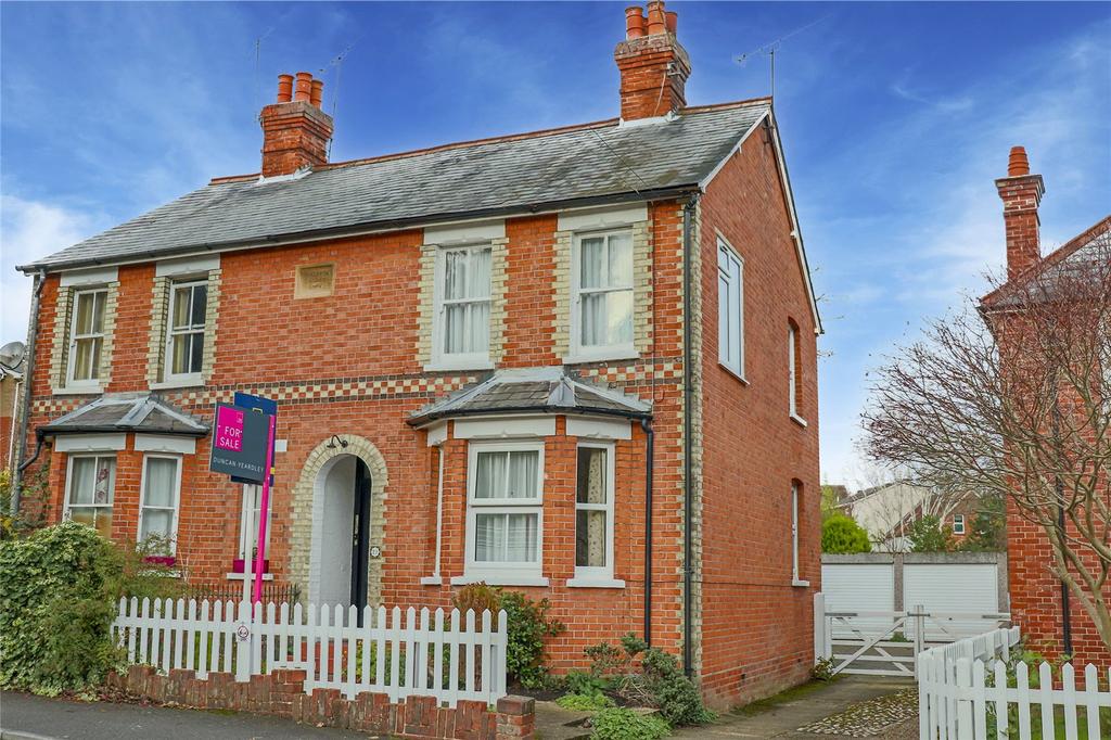 Queens Road, Sunninghill, Ascot... 3 bed semidetached house £500,000