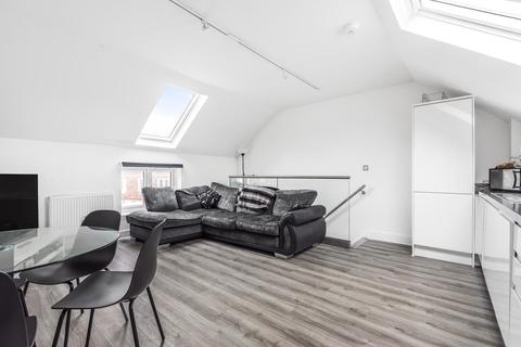 Flat 2 Clarence House, Clarence Court Rushmore Hill, Orpington, BR6 7LZ