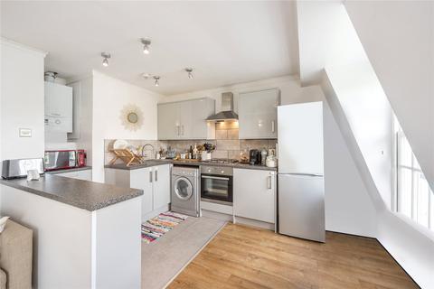 2 bedroom flat to rent, Clifton Gardens, London