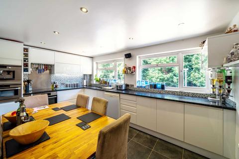 3 Knighton Close, Caversham, Reading, RG4 7SZ