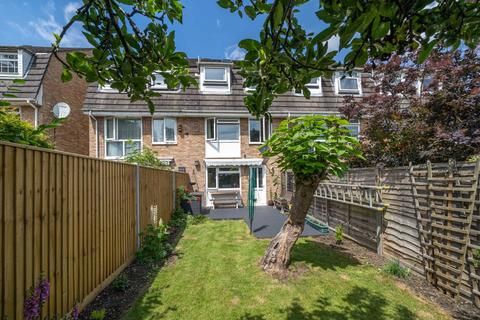 3 Knighton Close, Caversham, Reading, RG4 7SZ
