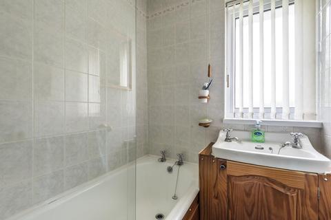 1 Brompton Crescent, Aylesbury, HP19 9JX