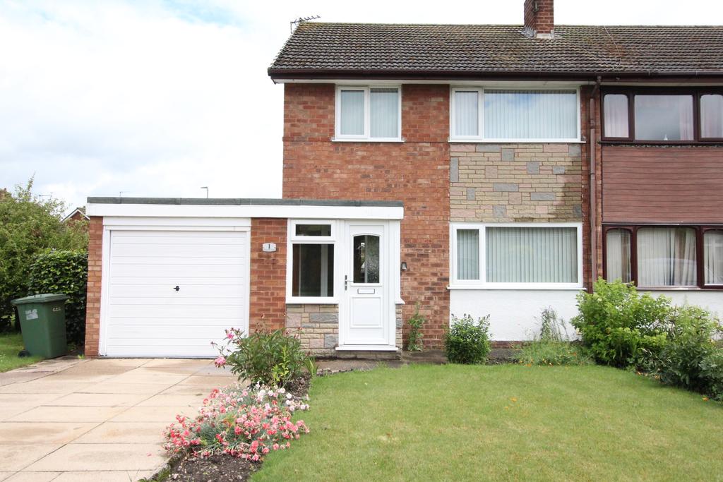 Tithebarn Road Rugeley WS15 2QW 3 bed semidetached house £800 pcm (£