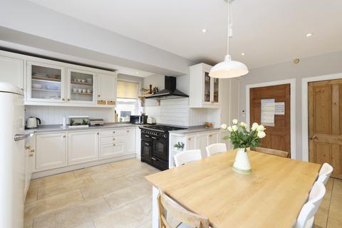 14 Comiston Drive, Edinburgh, EH10 5QP