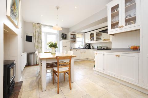 14 Comiston Drive, Edinburgh, EH10 5QP