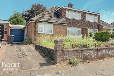 12 Kynance Close, Luton, LU2 9DN