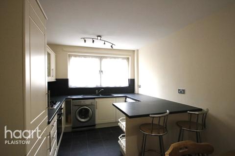 30 Devonshire Road, London, E16 3NB