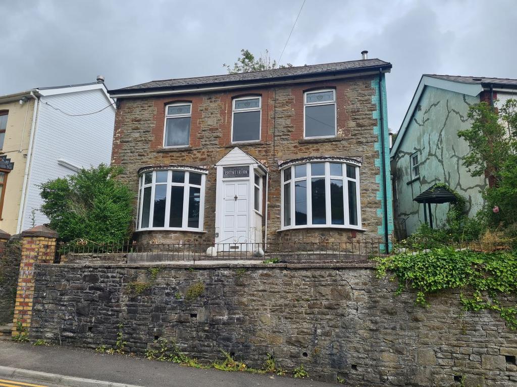 Bryntirion, Cuckoo Street, Pantygog... 3 bed detached house £99,000