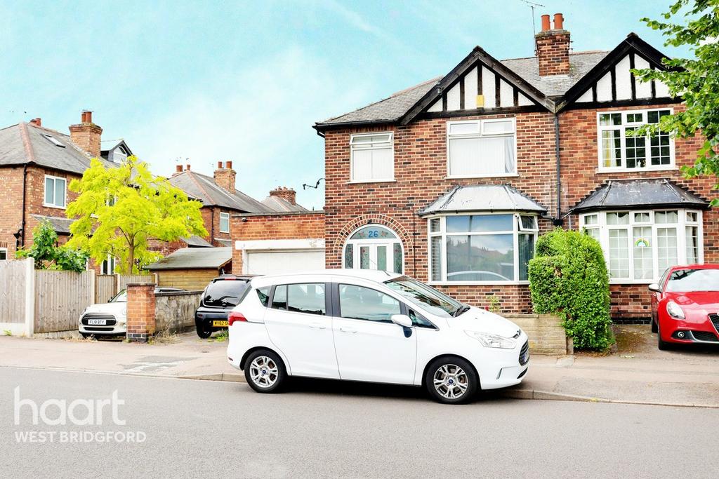 Abbey Road, West Bridgford 3 bed semidetached house £375,000