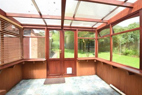 Cedar Croft Bagham Cross, Chilham, Canterbury, CT4 8DU