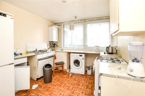 306 Nightingale Vale, London, SE18 4EH