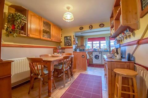 5 Lower Berrycroft, Berkeley, GL13 9AE