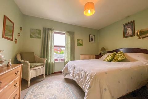 5 Lower Berrycroft, Berkeley, GL13 9AE