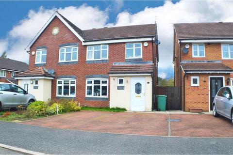 10 Astbury Close, Bury, BL9 9GD