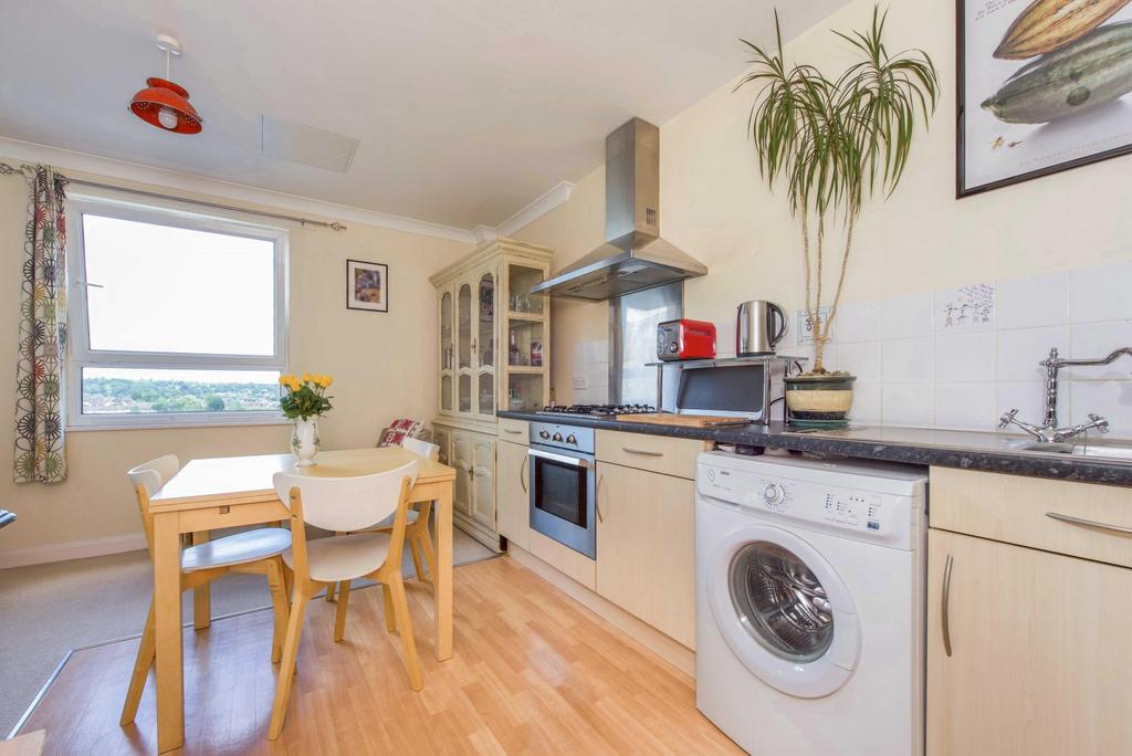 Kitchen/dining area
