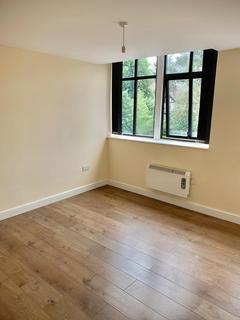 2 bedroom flat to rent, 15 Ednam Court, Ednam Road, Dudley, DY1 1AG