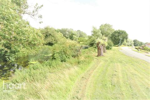 30 Fraser Road, Bramford, Ipswich, IP8 4HS