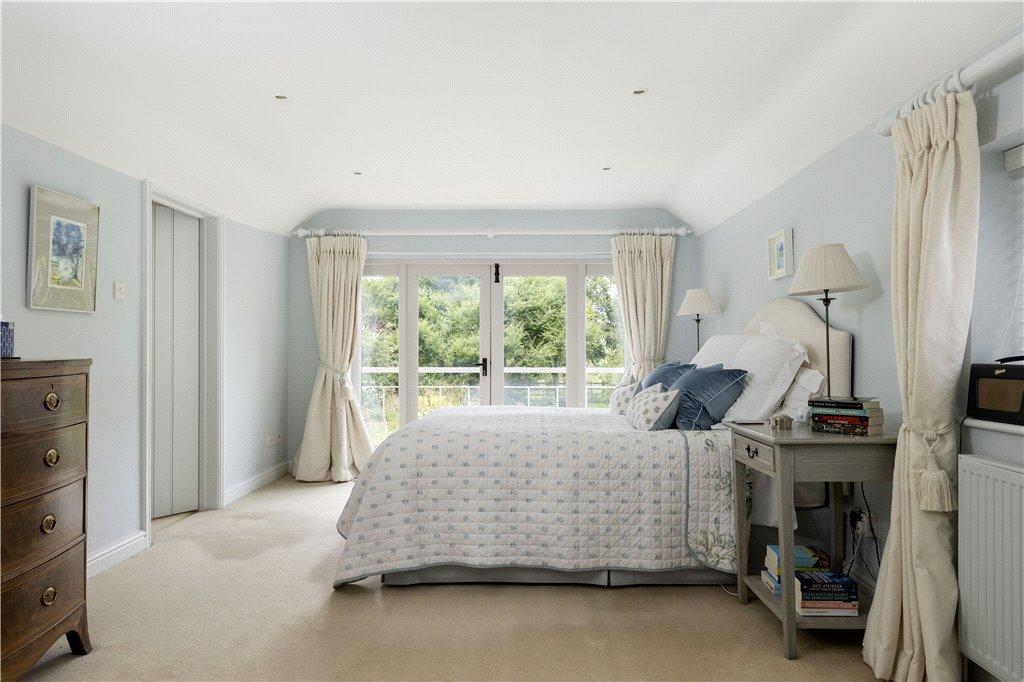 Pincipal Bedroom