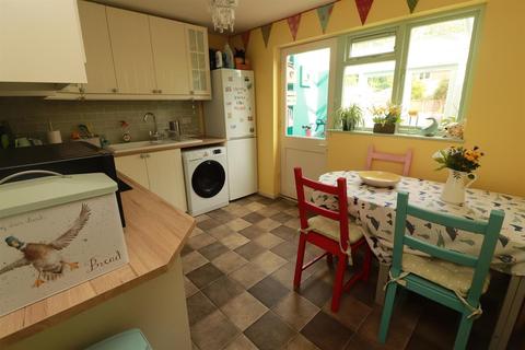 33 Wavell Close, Yate, Bristol, BS37 5UL