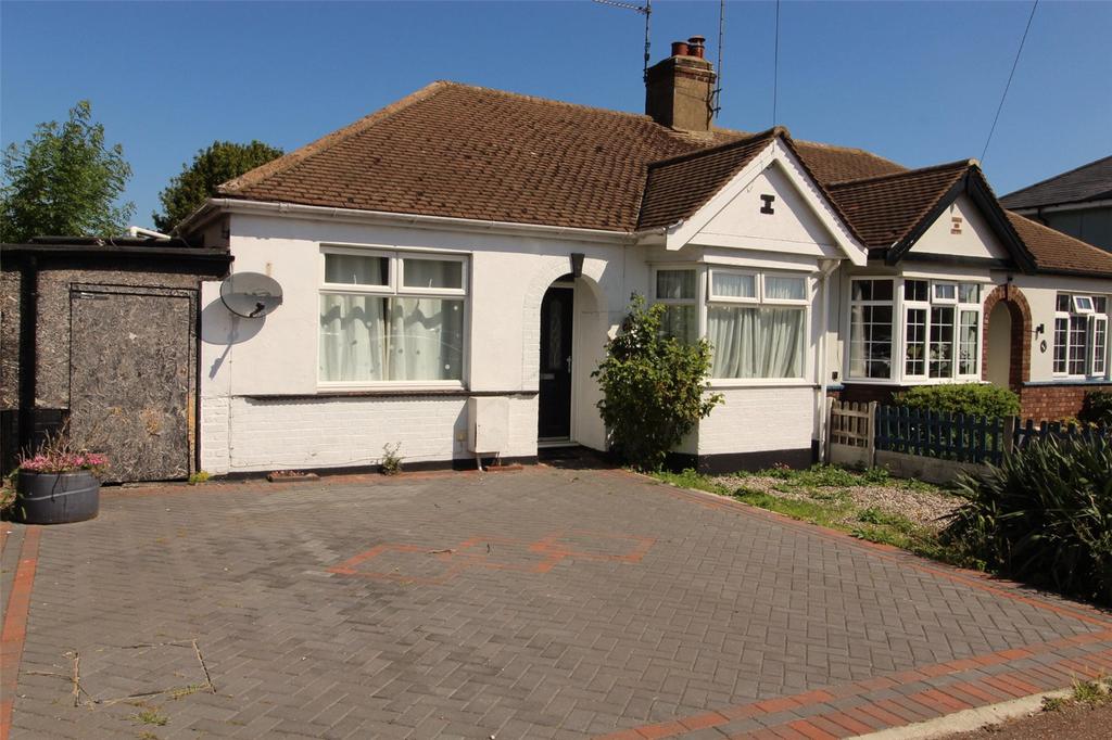 Danescroft Drive, LeighonSea, SS9 2 bed bungalow for sale £325,000