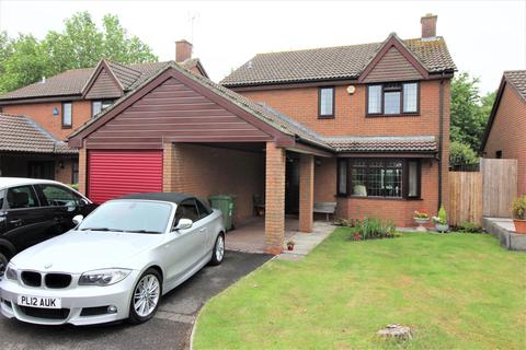 4 Bockenem Close, Thornbury, Bristol, BS35 2XH