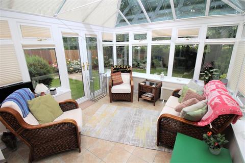 4 Bockenem Close, Thornbury, Bristol, BS35 2XH