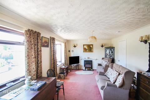 1 Amblers Row, Baildon, Shipley, BD17 5NL