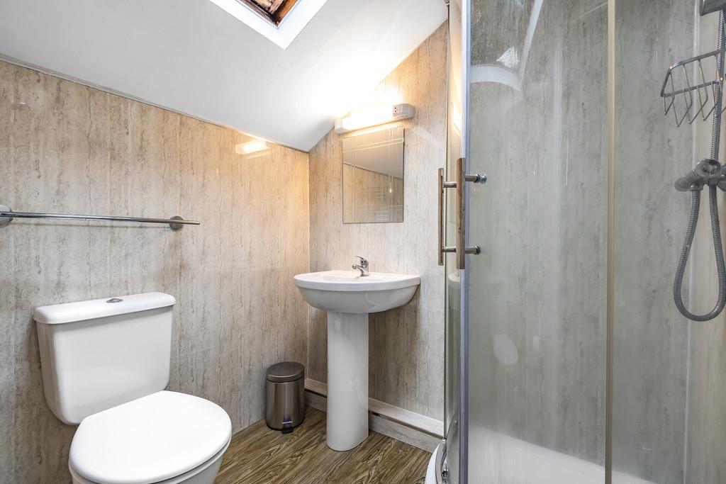 Bedroom 2 En-Suite