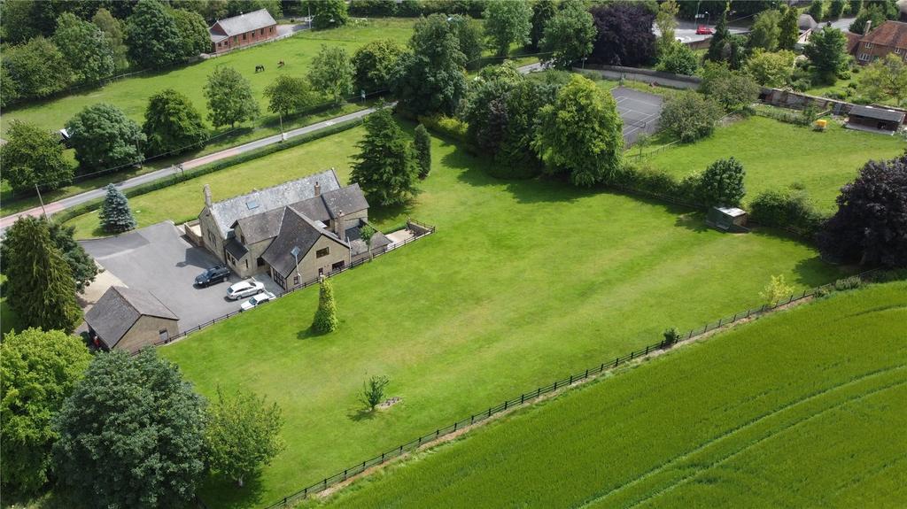 Collingbourne Kingston, Marlborough, SN8 6 bed detached house for sale £1,200,000