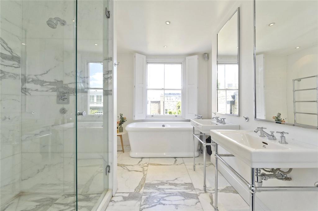 En Suite Bathroom