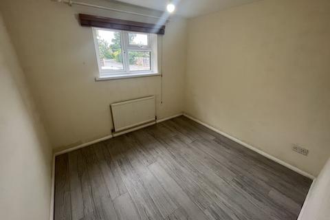 undefined, Flat 4 64 Ellington Park