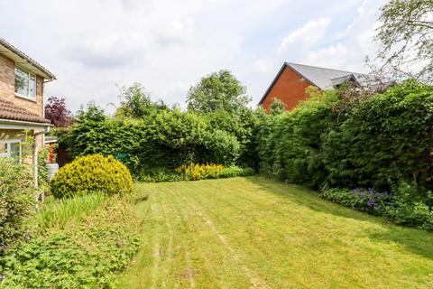 9 Arle Close, Alresford, SO24 9BG
