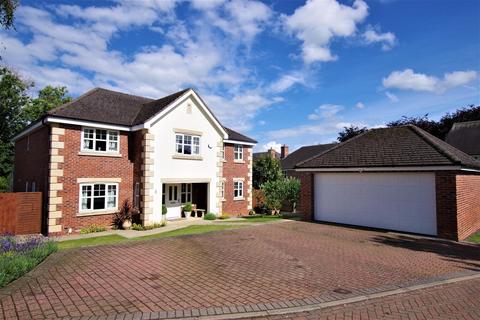 5 Frances Close, Denstone, Uttoxeter, ST14 5GZ