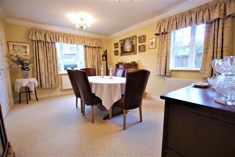 5 Frances Close, Denstone, Uttoxeter, ST14 5GZ